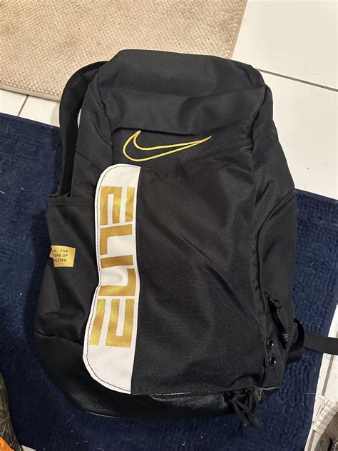 how to tell if a nike elite bag is fake|how to spot a nike bag.